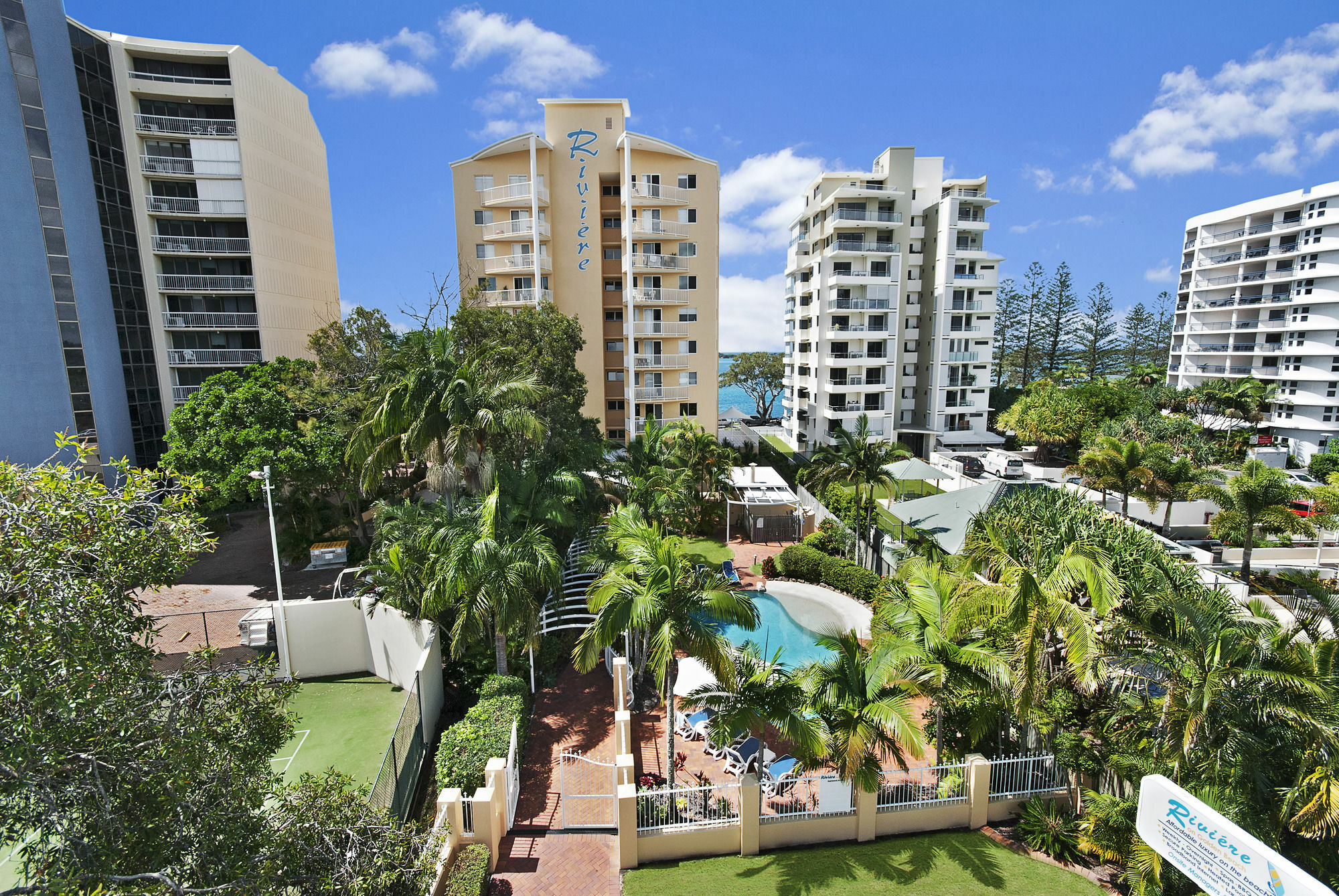קלונדרה Riviere On Golden Beach מראה חיצוני תמונה